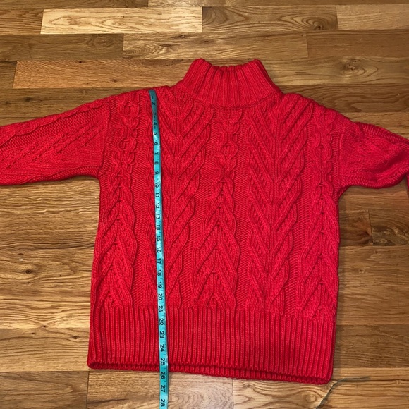 NWT French Connection NISSA CHUNKY CABLE-KNIT SWEATER IN BARBERRY - Picture 8 of 8